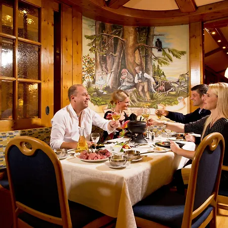 酒店 Silberkoenig Schwarzwald & Restaurant Ringhotel Gutach im Breisgau