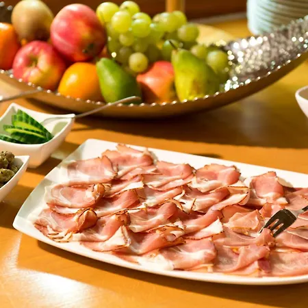 Отель Silberkoenig Schwarzwald & Restaurant Ringhotel 4*