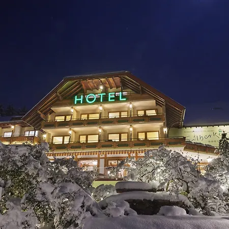 Silberkoenig Schwarzwald & Restaurant Ringhotel Гутах-им-Брайсгау