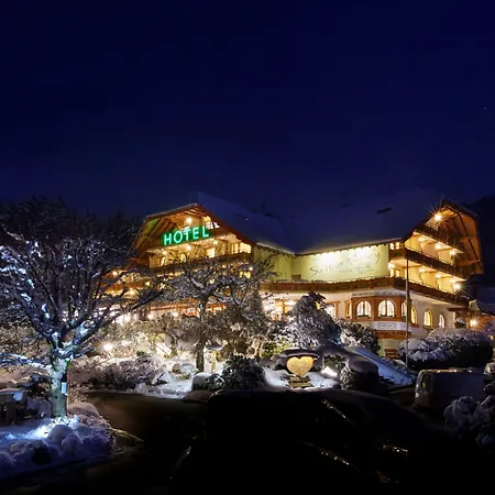 Отель Silberkoenig Schwarzwald & Restaurant Ringhotel 4*